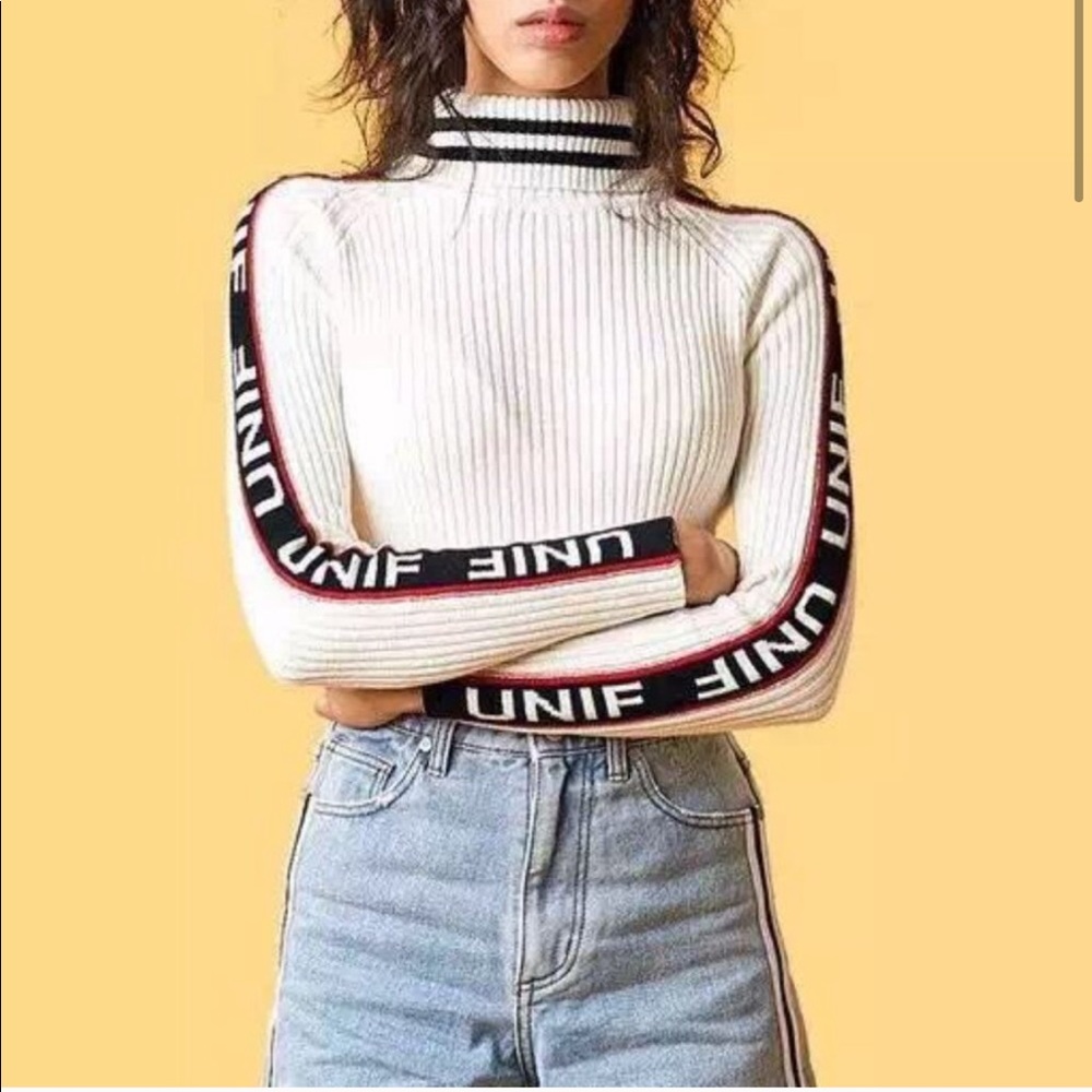 UNIF Cropped Top Badsport White Turtleneck Sweater - Picture 4 of 13